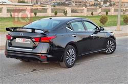 نيسان ألتيما